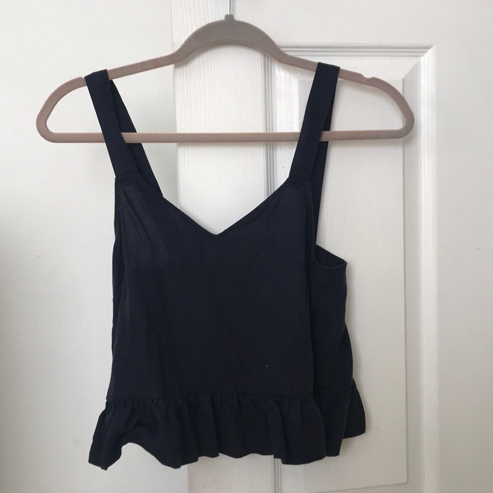 Cropped navy blue blouse
